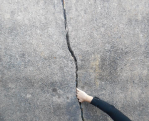 crack.JPG